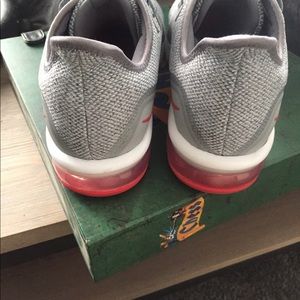 Mens Nike Air Max flynit new size 11